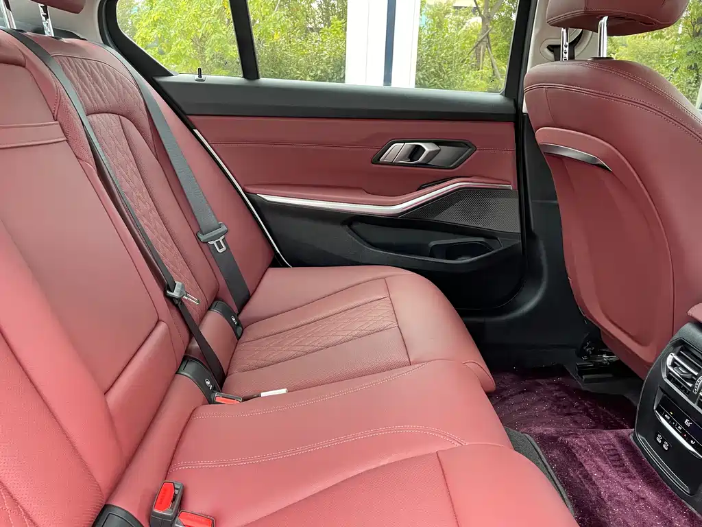 BMW 3 Series — миниатюра 14