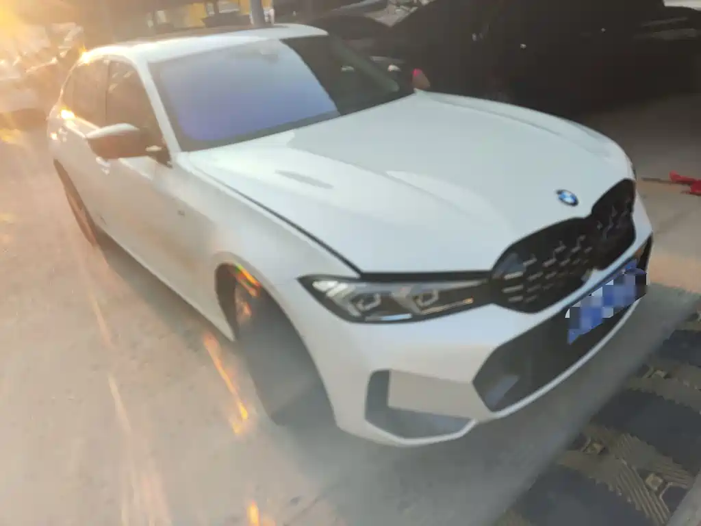 BMW 3 Series — миниатюра 4