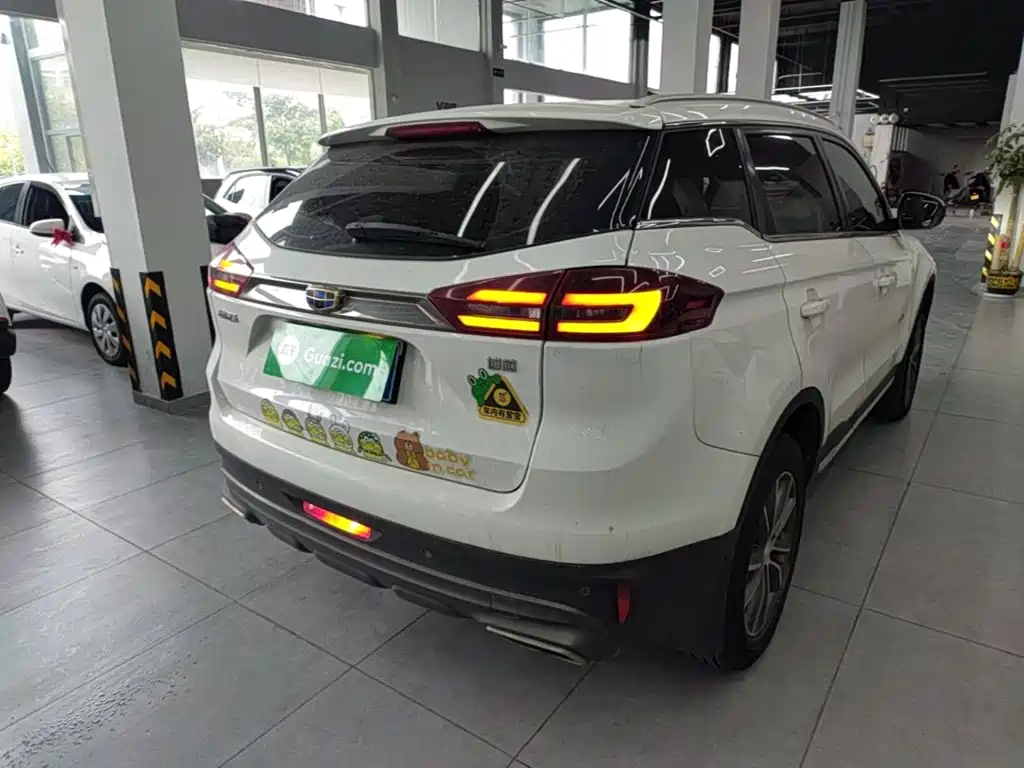 Geely Boyue — миниатюра 7