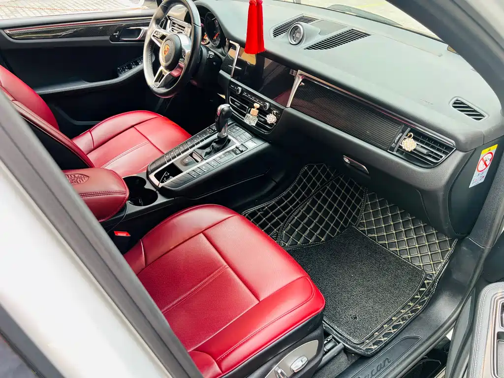 Porsche Macan — миниатюра 7