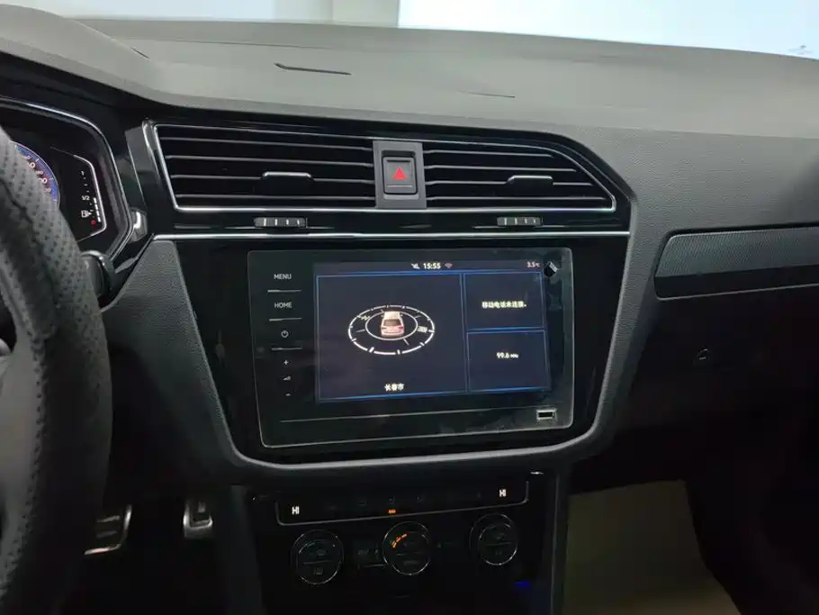 Volkswagen Tiguan L — миниатюра 13