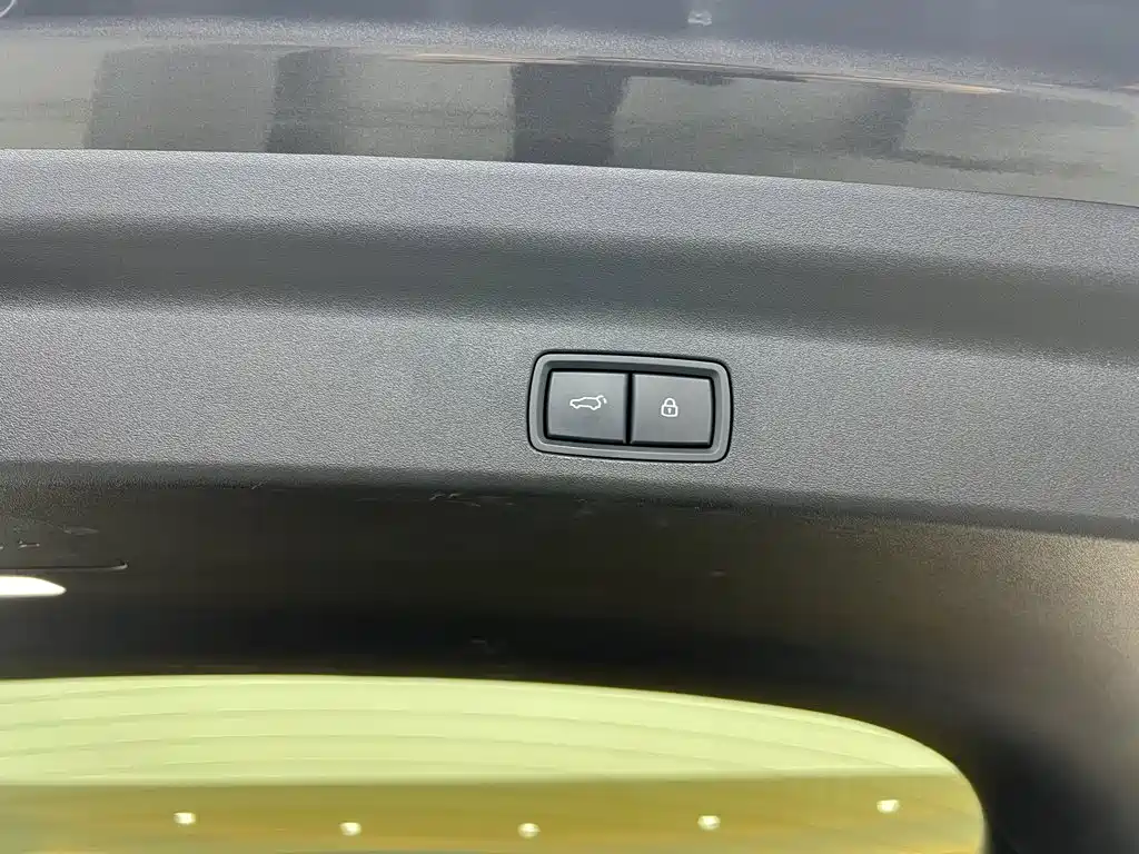 Li Auto Li L8 — миниатюра 40