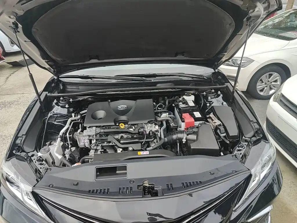 Toyota Camry — миниатюра 20