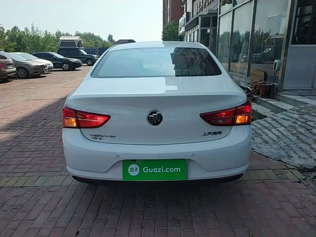 Buick Verano — миниатюра 6