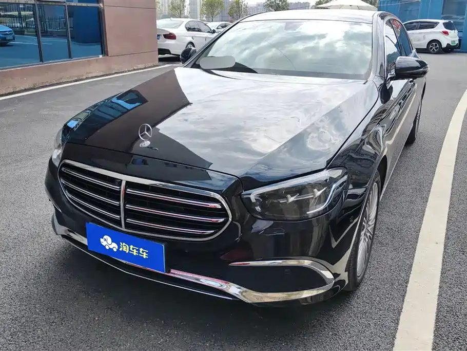 Mercedes-Benz E-Class 2021