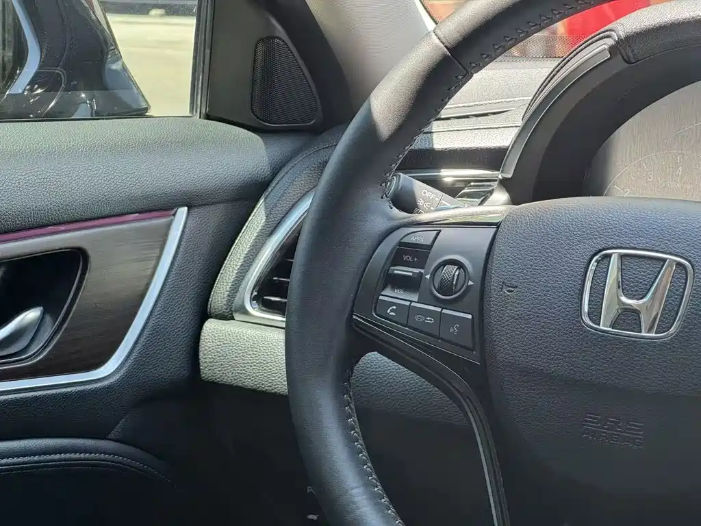 Honda Avancier — миниатюра 5