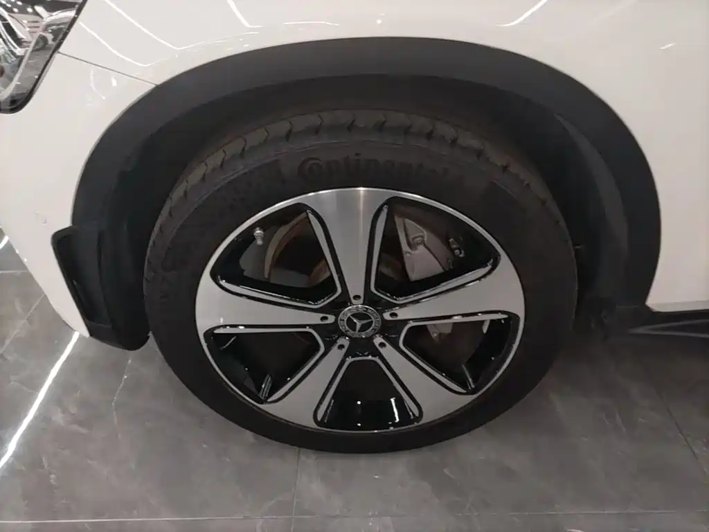 Mercedes-Benz GLC — миниатюра 23