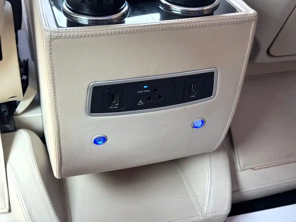 Mercedes-Benz Vito — миниатюра 11
