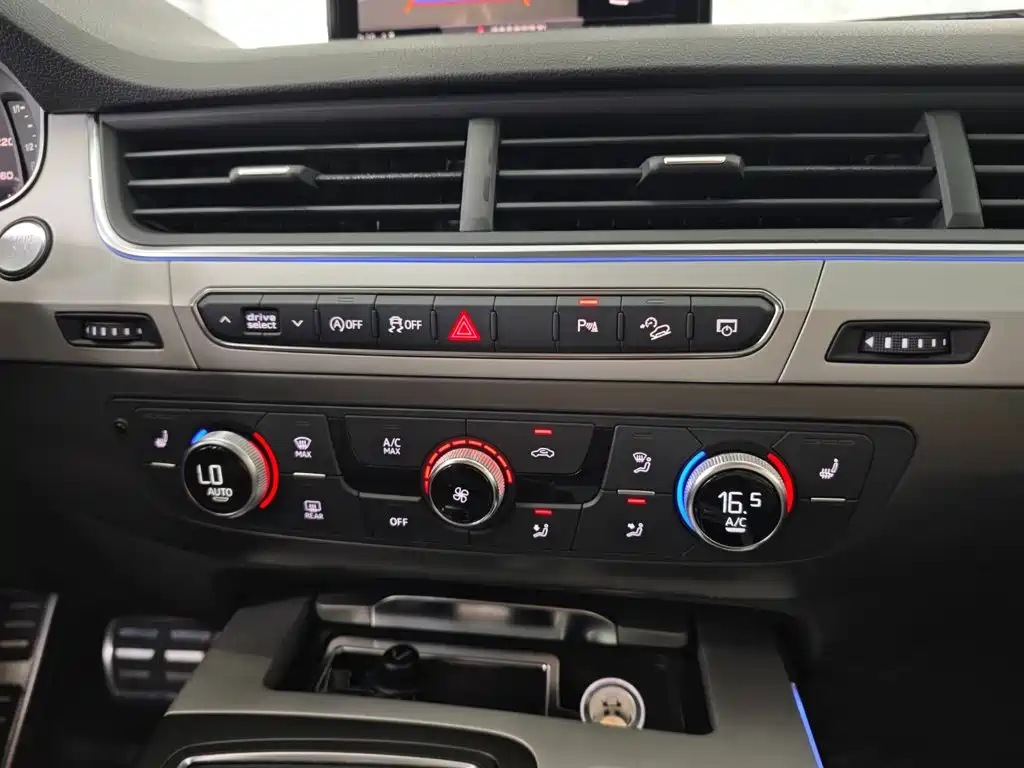 Audi Q7 — миниатюра 17