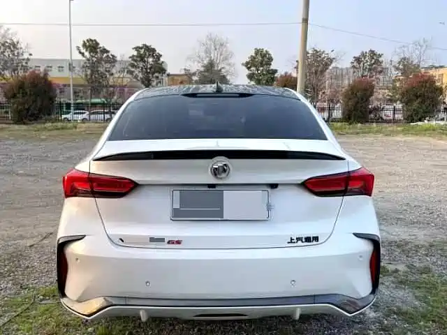 Buick Verano — миниатюра 8