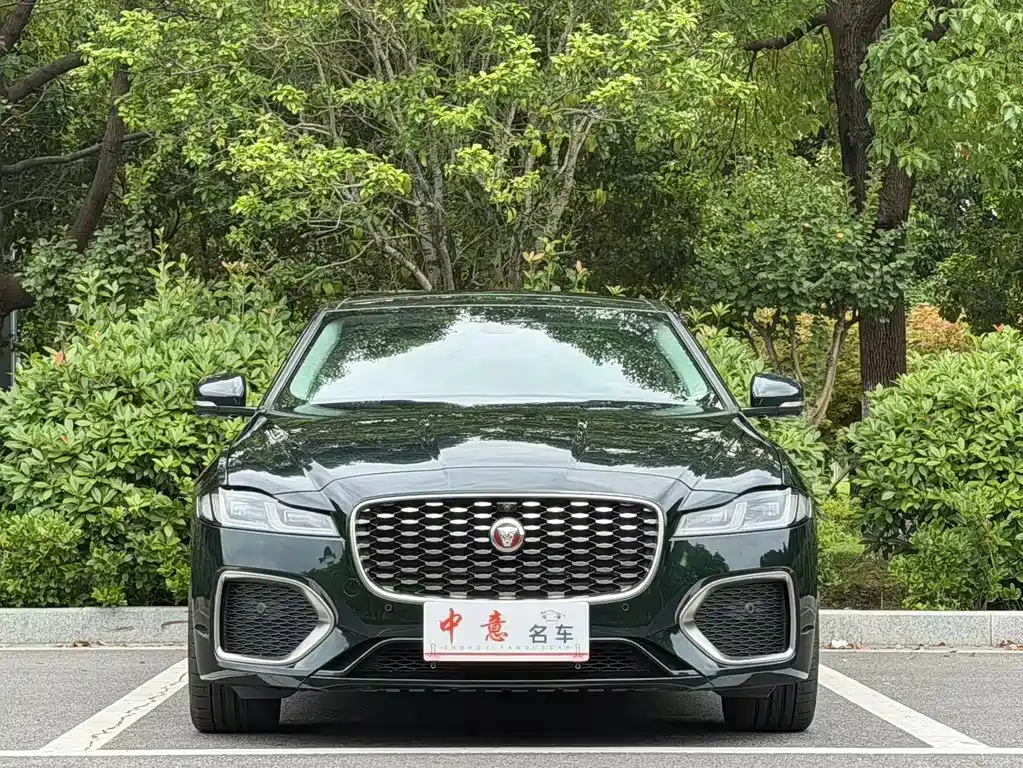 Jaguar XFL — миниатюра 2