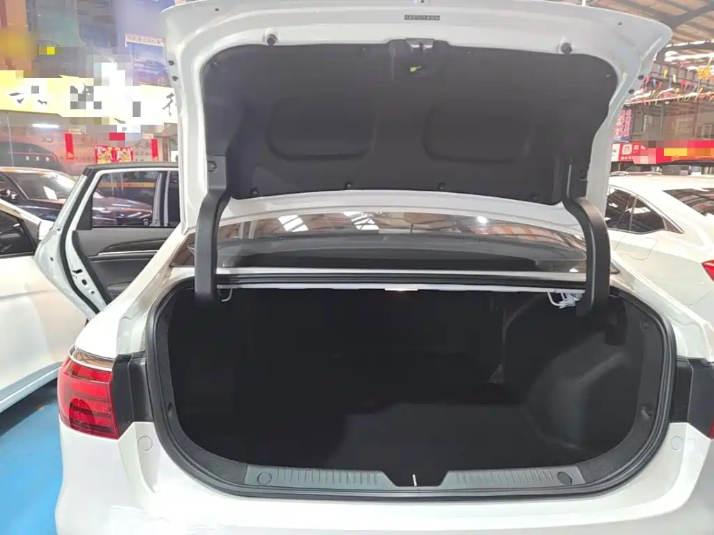 GAC Motor Trumpchi GA6 — миниатюра 19
