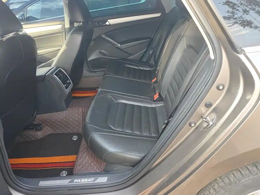 Volkswagen Passat — миниатюра 11