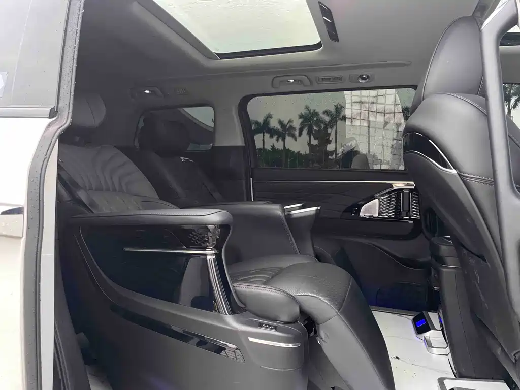 GAC Motor Trumpchi M8 — миниатюра 11