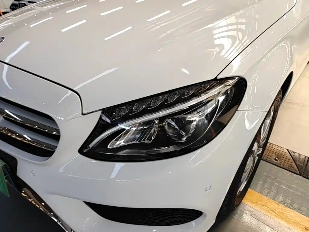 Mercedes-Benz C-Class — миниатюра 24