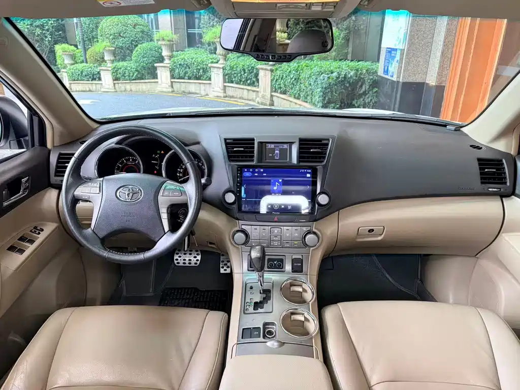 Toyota Highlander — миниатюра 11