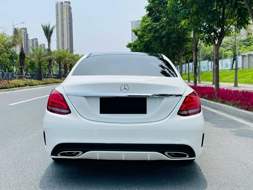 Mercedes-Benz C-Class — миниатюра 5