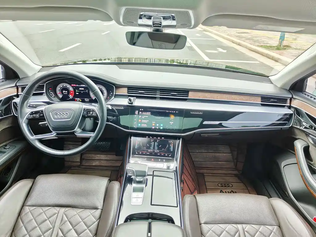Audi A8 — миниатюра 8