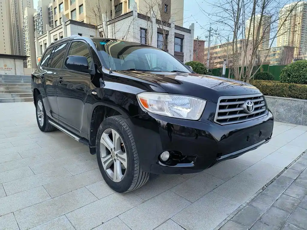 Toyota Highlander — миниатюра 3