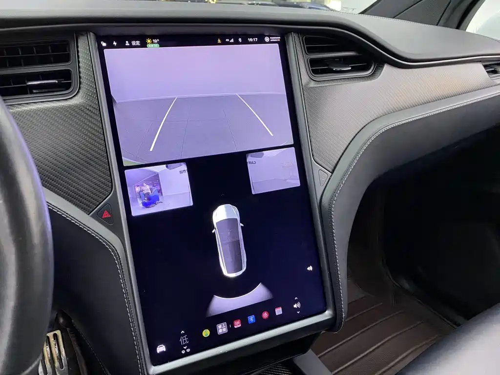 Tesla Model X — миниатюра 30