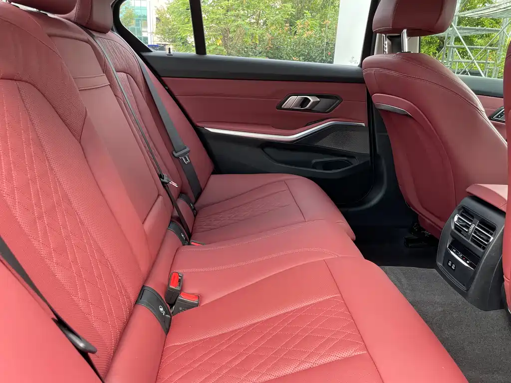 BMW 3 Series — миниатюра 15