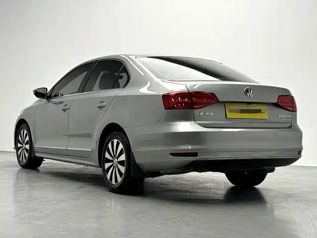 Volkswagen Sagitar — миниатюра 7