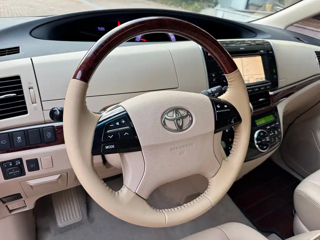 Toyota Previa — миниатюра 19