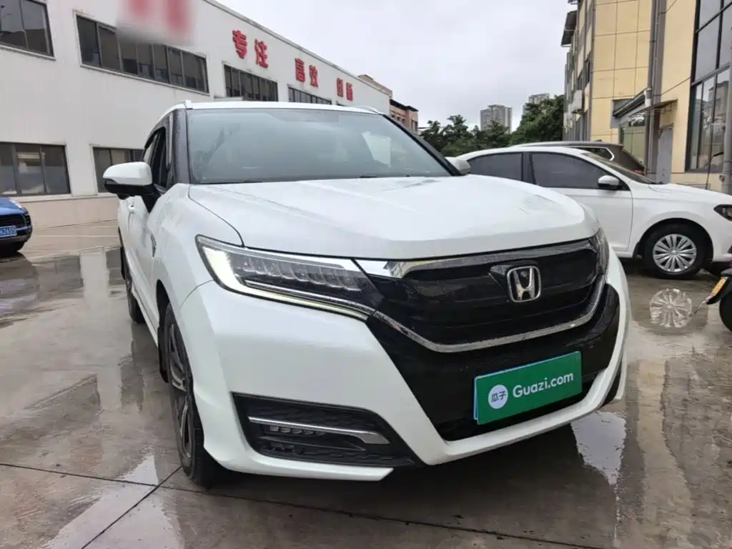 Honda UR-V 2017 370TURBO Luxury V