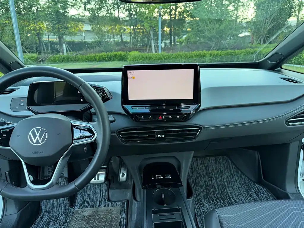 Volkswagen ID.3 — миниатюра 12