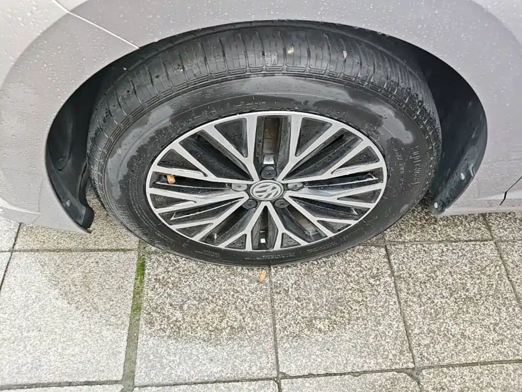 Volkswagen Sagitar — миниатюра 23