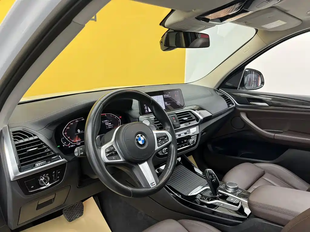 BMW X3 — миниатюра 21