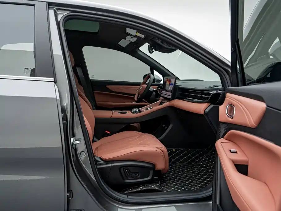 Geely 博越REV — миниатюра 16