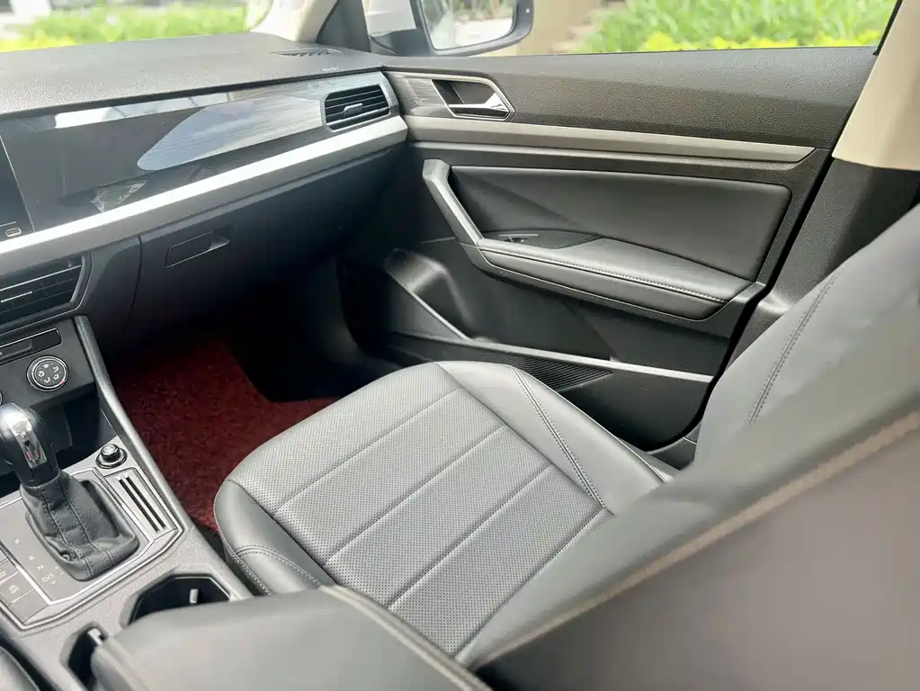 Volkswagen Lavida — миниатюра 15