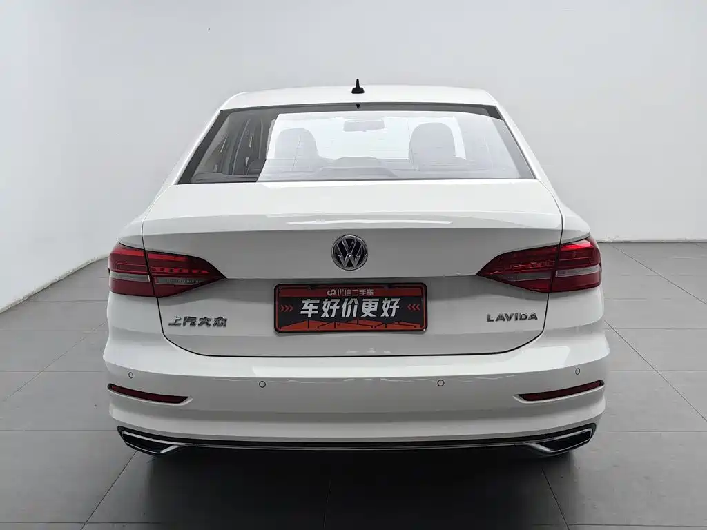 Volkswagen Lavida — миниатюра 4