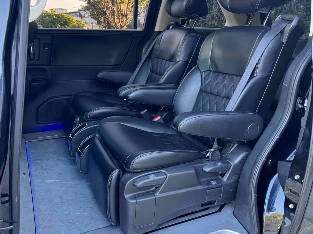 Honda Odyssey — миниатюра 4