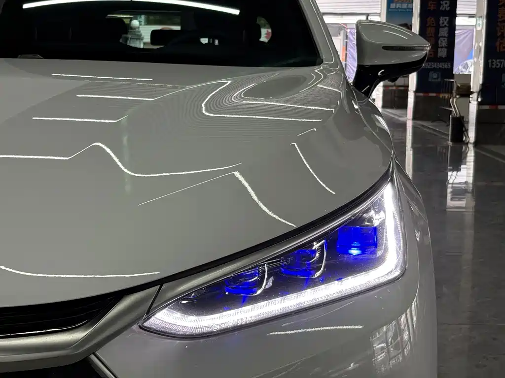 BYD Tang New Energy — миниатюра 3