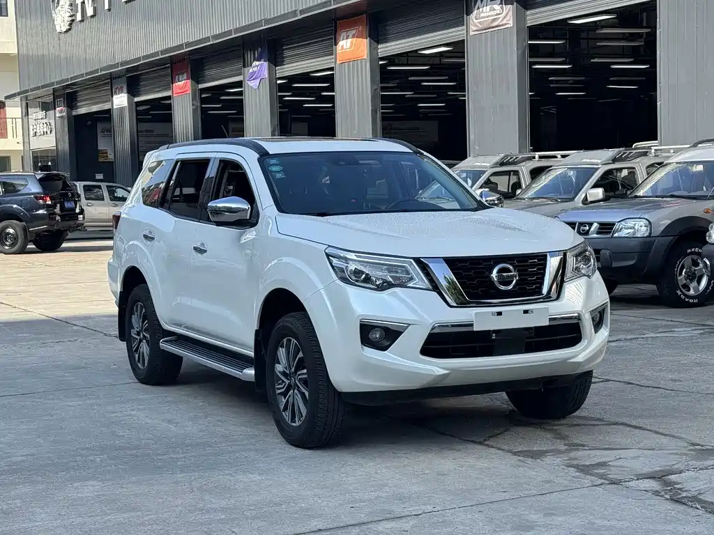 Nissan Terra — миниатюра 2