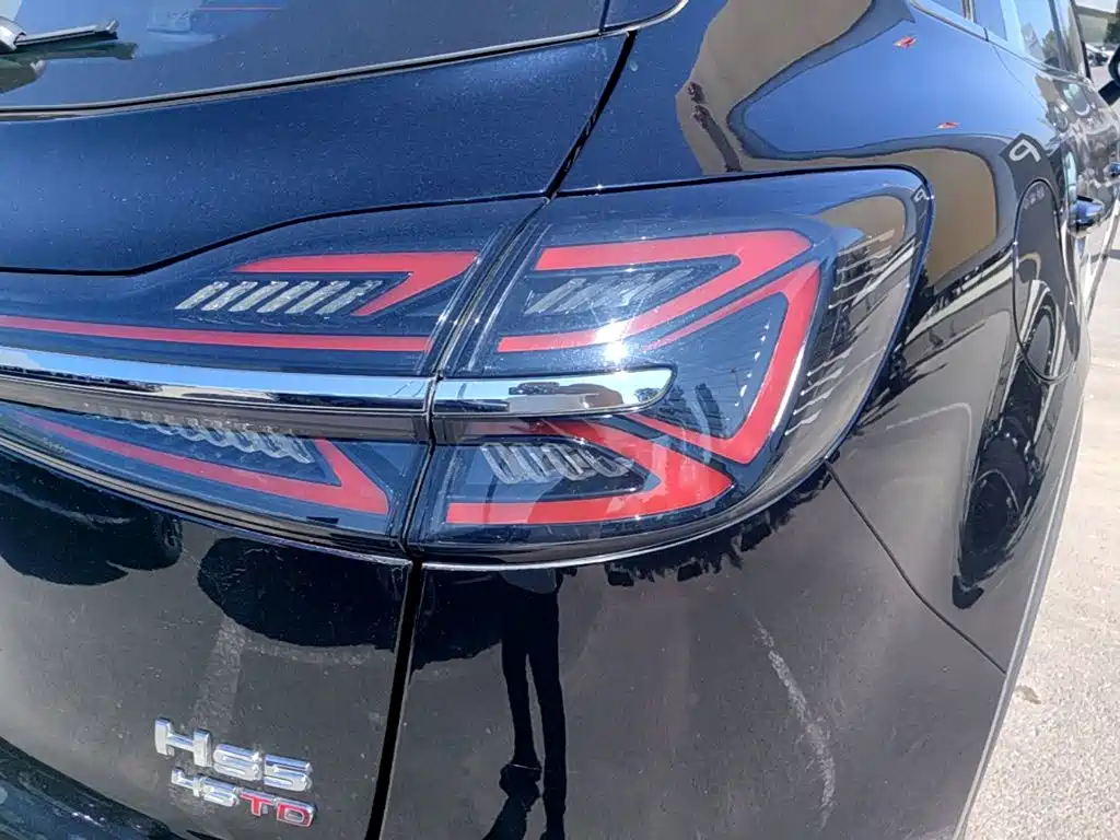 Hongqi Hongqi HS5 — миниатюра 8