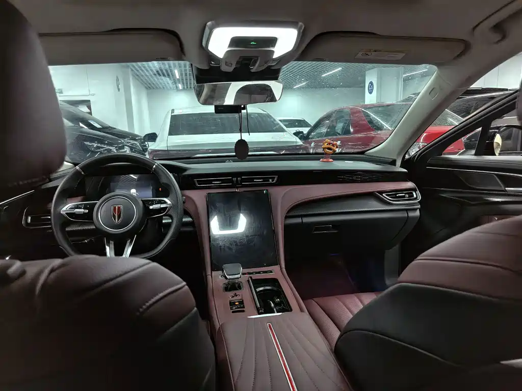 Hongqi Hongqi H5 — миниатюра 6
