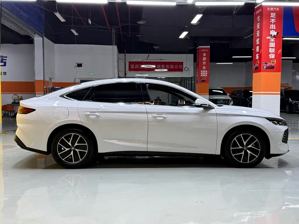 BYD Qin L — миниатюра 4