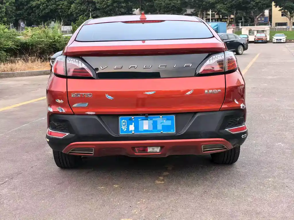 Venucia T90 — миниатюра 8
