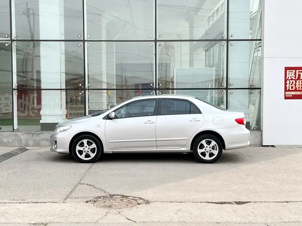 Toyota Corolla — миниатюра 8