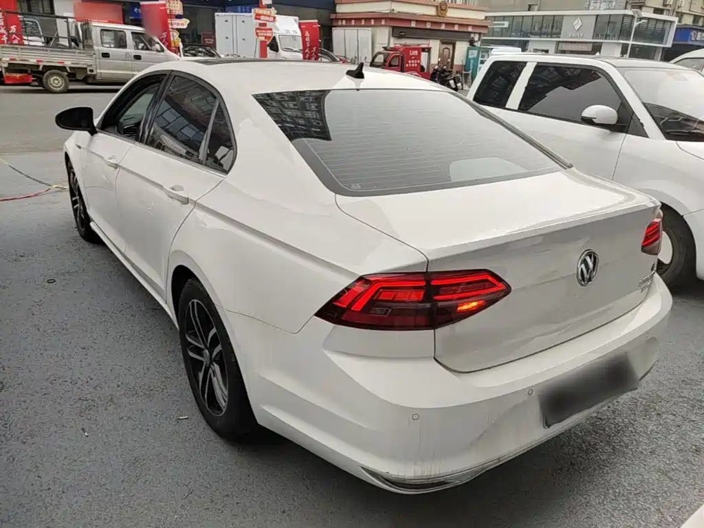 Volkswagen Lamando — миниатюра 5