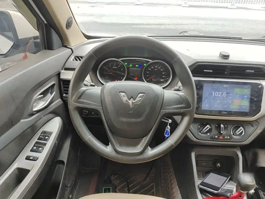 Wuling Hongguang — миниатюра 11
