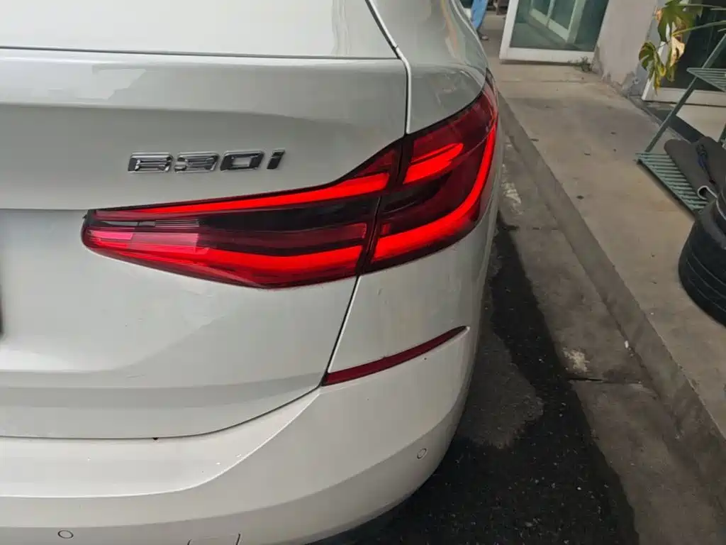 BMW 6 Series GT — миниатюра 8
