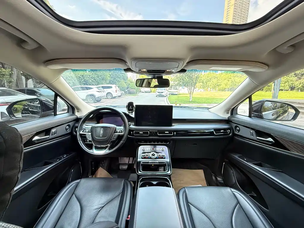 Lincoln Nautilus 2021 2.0T