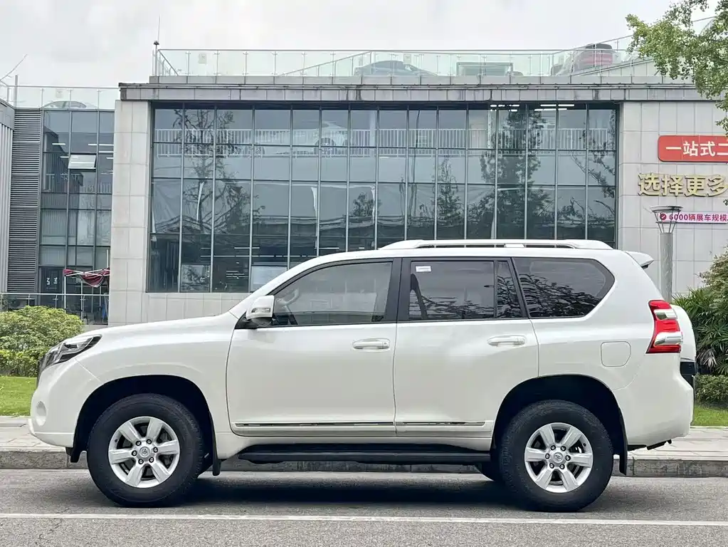 Toyota Prado (Import) — миниатюра 2