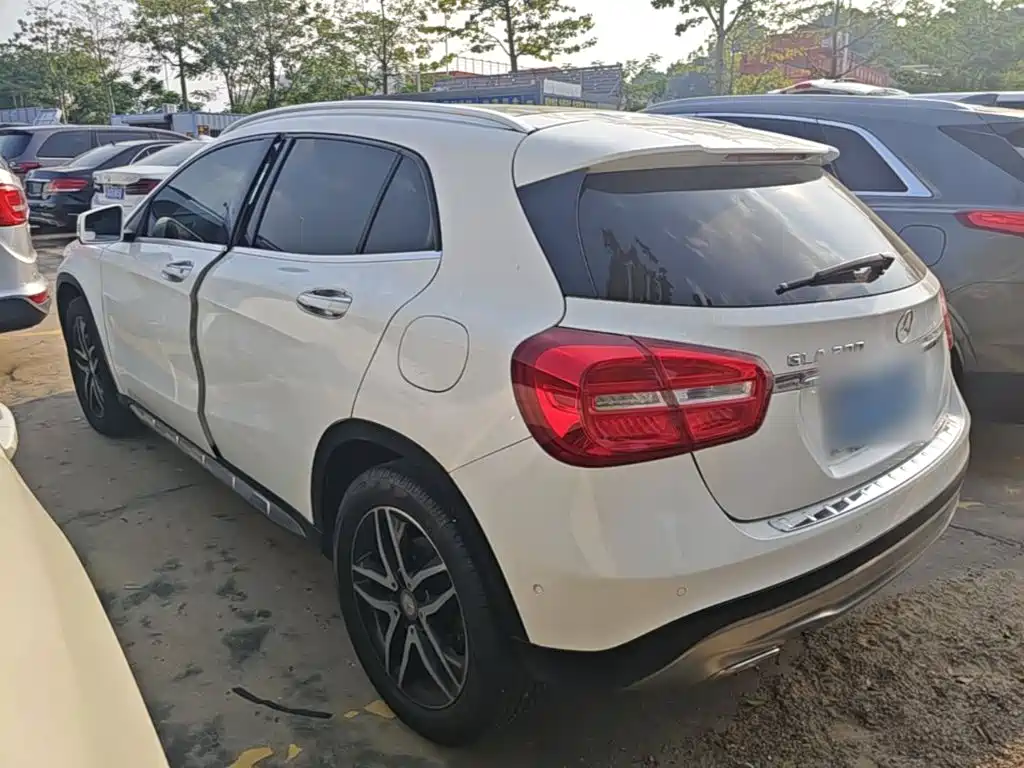 Mercedes-Benz GLA — миниатюра 5