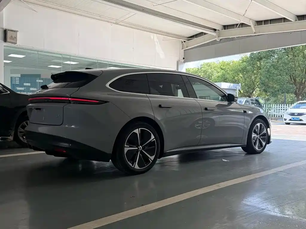 NIO ET5T — миниатюра 3