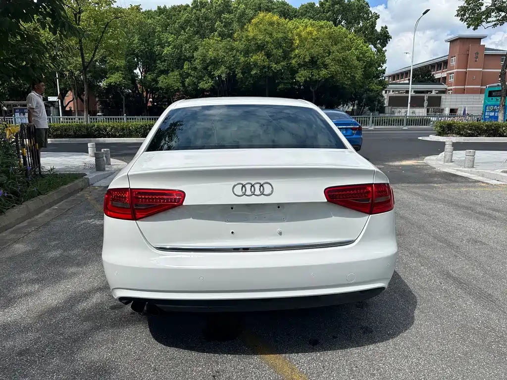Audi A4L — миниатюра 6